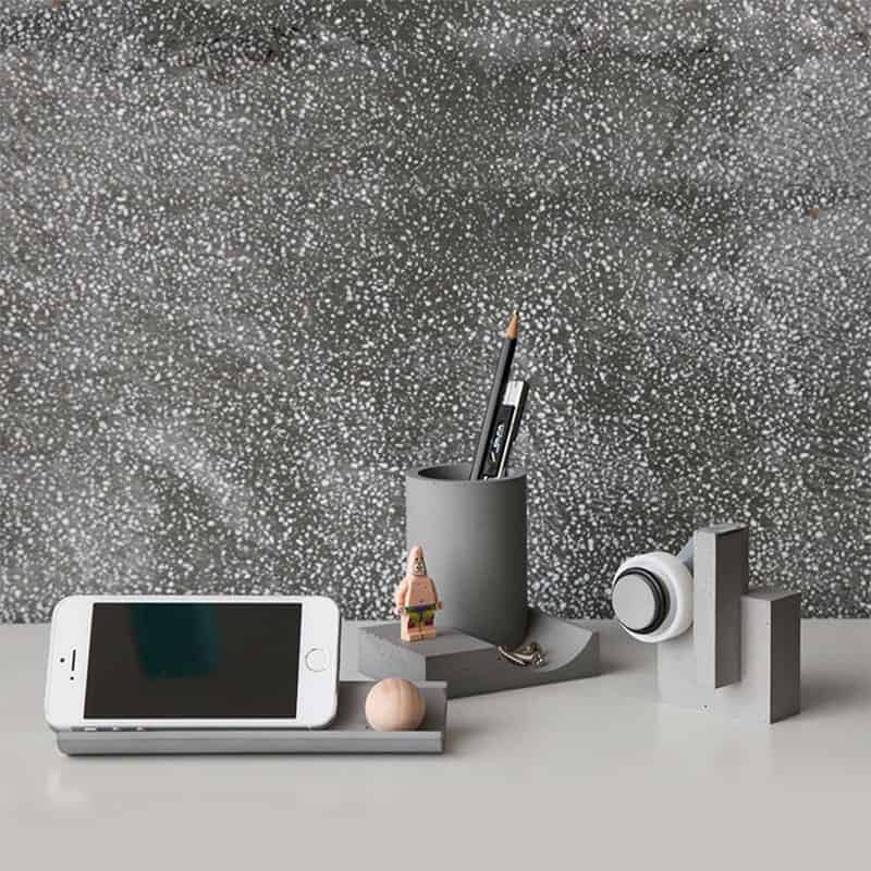 7 Möglichkeiten für die moderne Betonoptik im Haus 5 Schreibtischzubehör im Betonlook