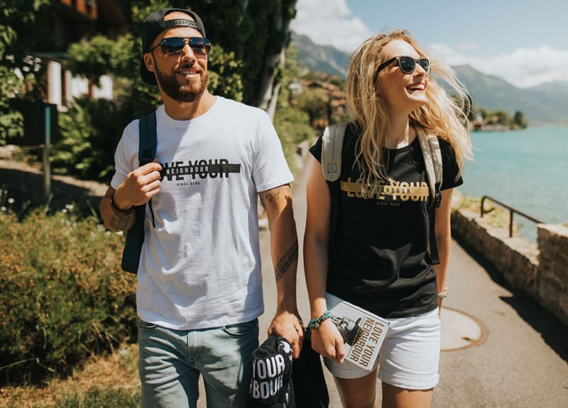 Mit Werbung auf Textilien den Bekanntheitsgrad erhöhen 1 Coole T-Shirts mit Logo sorgen automatisch für das Marken-Branding