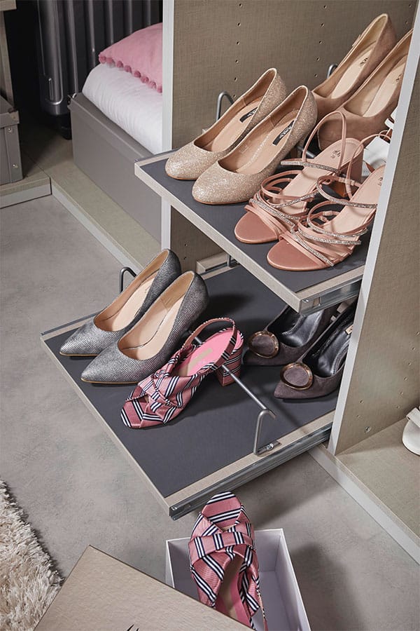 Schuhe im Kleiderschrank aufbewahren