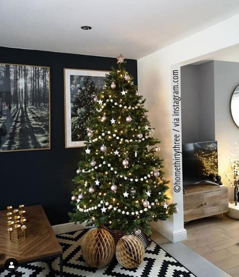Ideen für die Weihnachtsbaumdekoration 6 Ketten mit Kugeln als Weihnachtsbaumdekoration