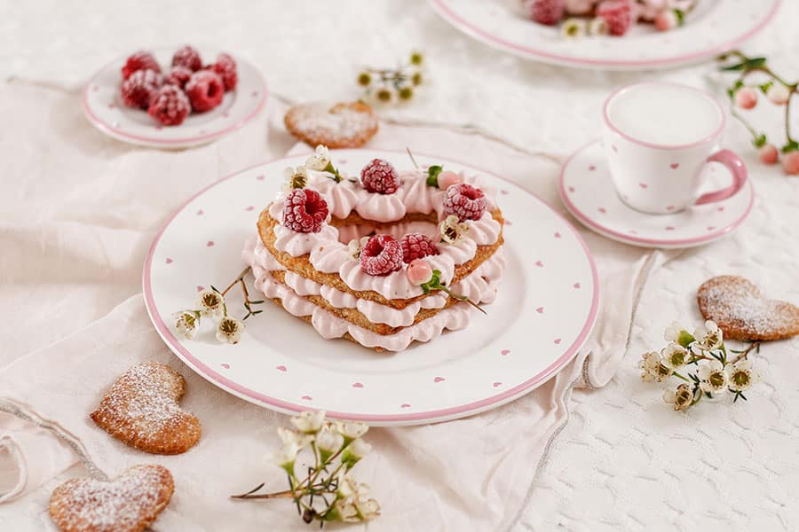 Kleine Torte in Herzform zum Valentinstag 2 valentinstag rezeptidee