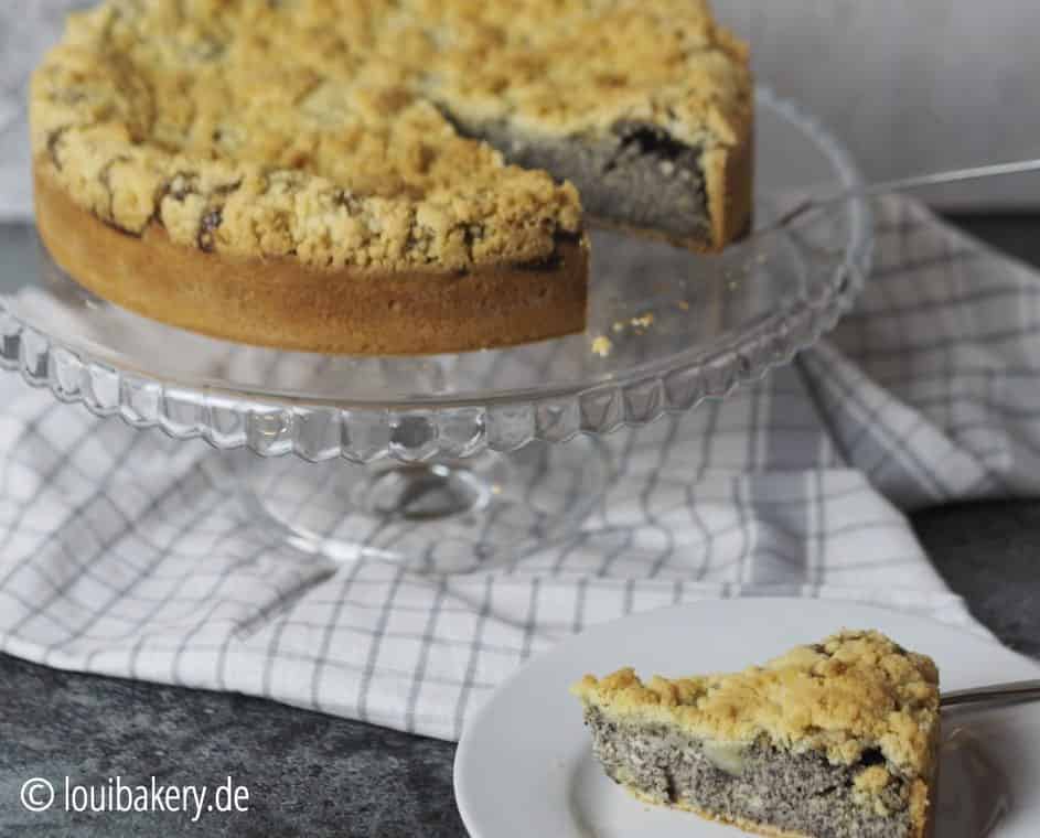 Streuselkuchen mit Mohn